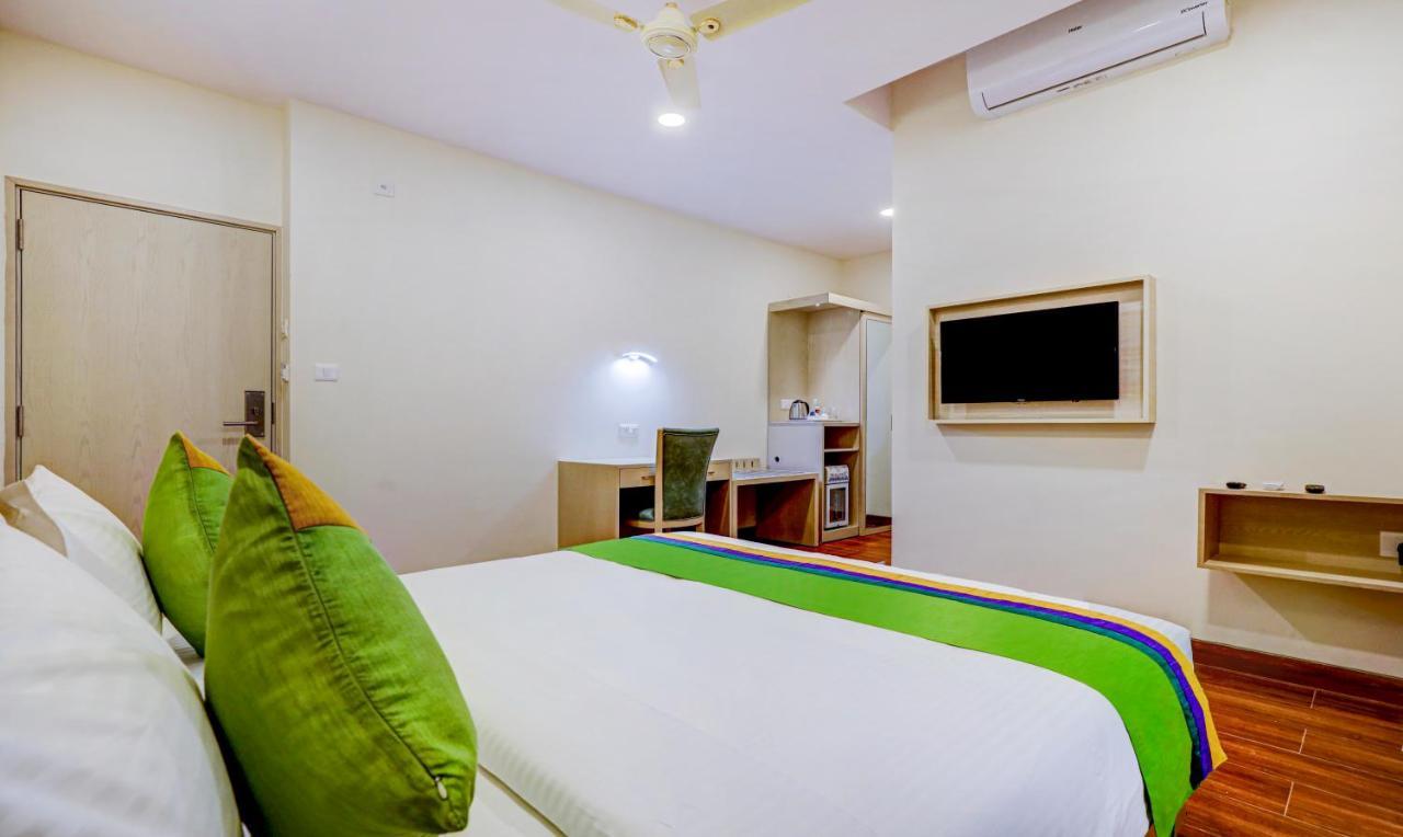 Treebo Galaxy Suites Mathikere Bengaluru Kültér fotó