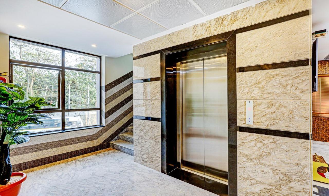 Treebo Galaxy Suites Mathikere Bengaluru Kültér fotó