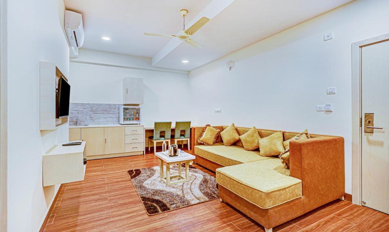 Treebo Galaxy Suites Mathikere Bengaluru Kültér fotó