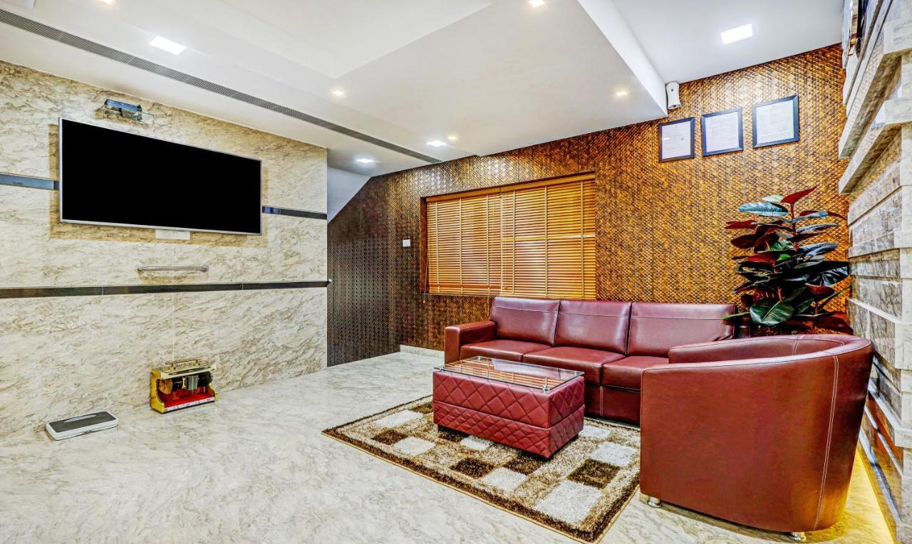 Treebo Galaxy Suites Mathikere Bengaluru Kültér fotó
