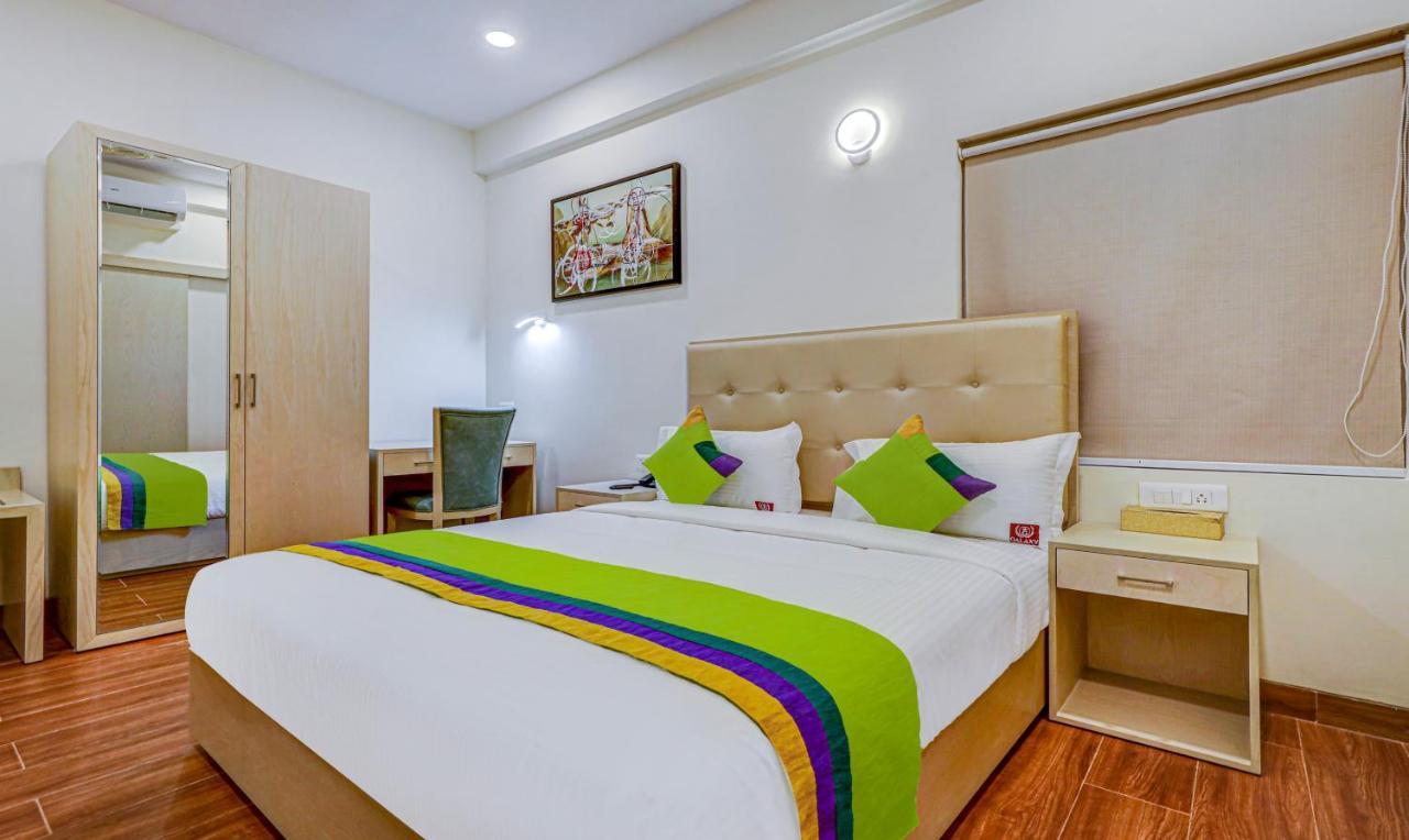 Treebo Galaxy Suites Mathikere Bengaluru Kültér fotó