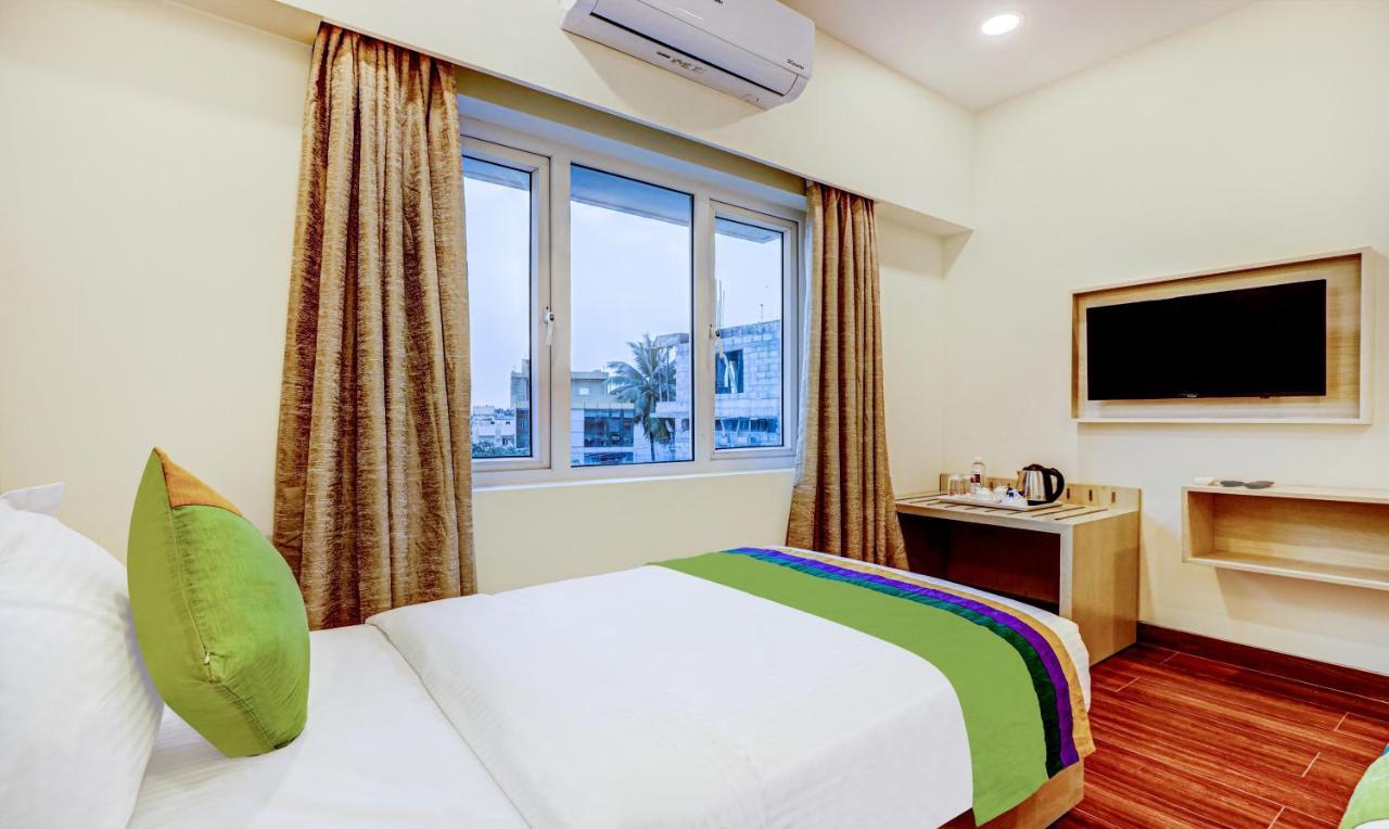 Treebo Galaxy Suites Mathikere Bengaluru Kültér fotó